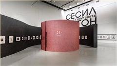展廳定制高奢定制案例-中強(qiáng)展柜