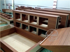 煙酒展柜設(shè)計