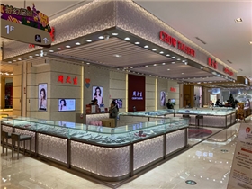 無(wú)錫江陰哪里可以定做高檔珠寶展柜