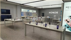 南京榮耀手機展柜制作-中強展柜廠
