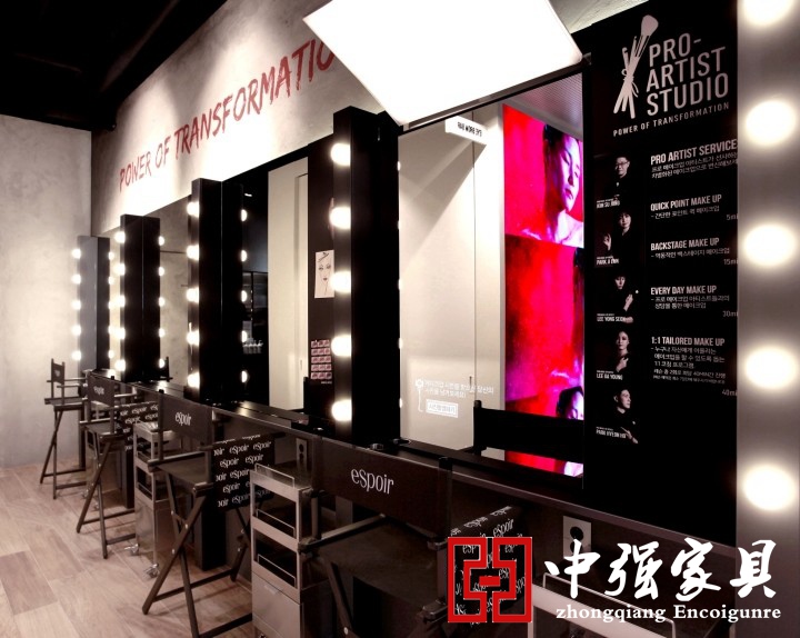 南京展柜制作，展柜設(shè)計