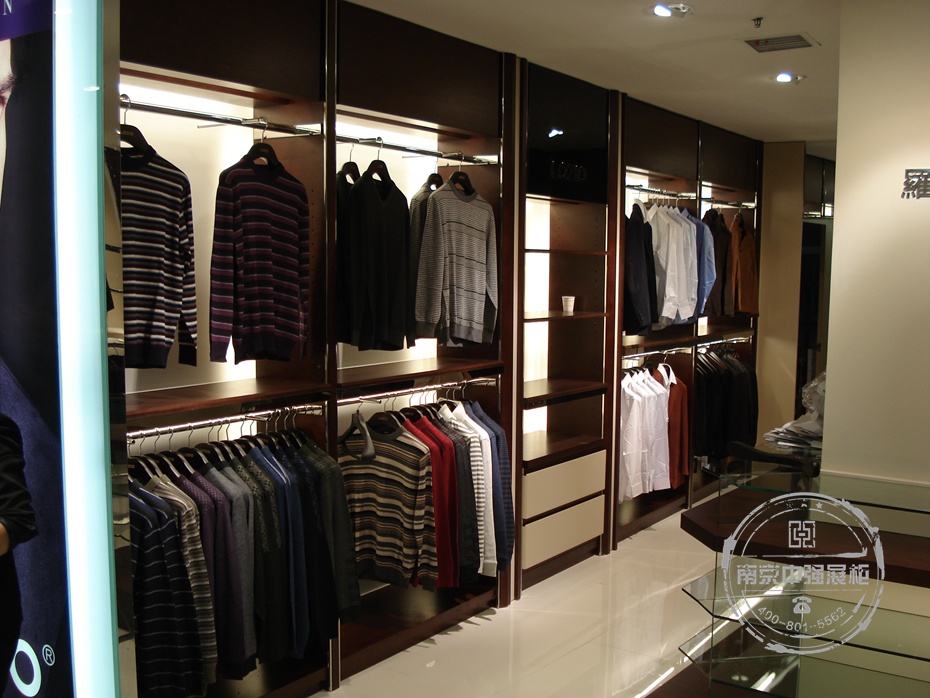 制作設(shè)計服裝展柜圖片