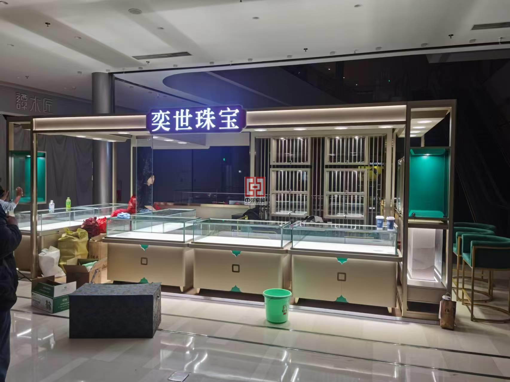 珠寶展柜專(zhuān)業(yè)定制商場(chǎng)展柜定制中強(qiáng)